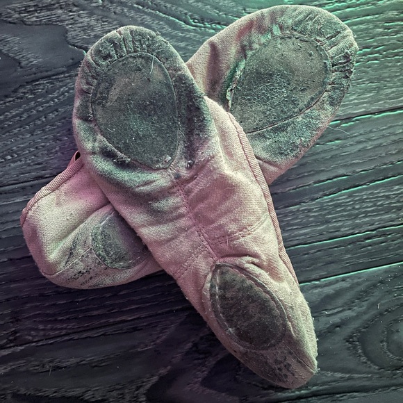 Broken-in / Well Used & Worn Ballet Flats - Collector’s Item - Picture 2 of 9